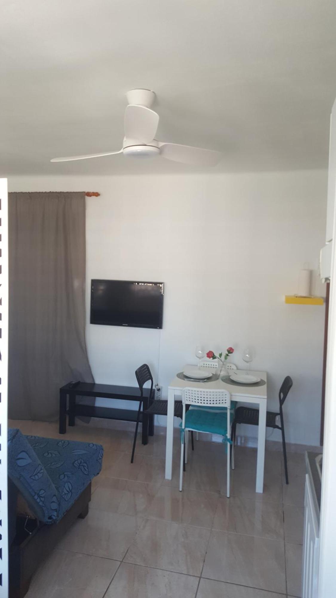 Apartamento Serrano Malaga Exterior photo